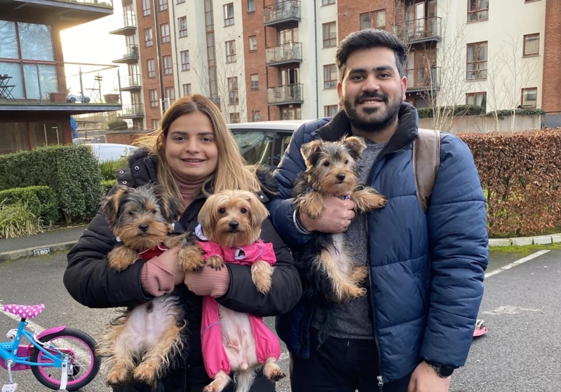 Bienvenue à Urvashi et Arjun